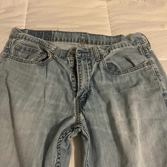 Levi Jeans - Picture 3 of 5